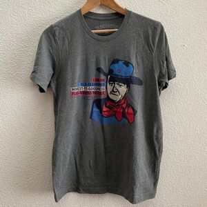 Oliver & Otis John Wayne Patriot Texas Gray Short Sleeve T-Shirt Medium